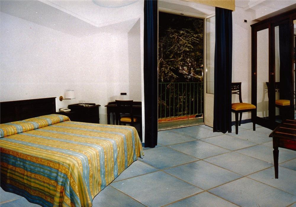 Hotel Ciccio 3*