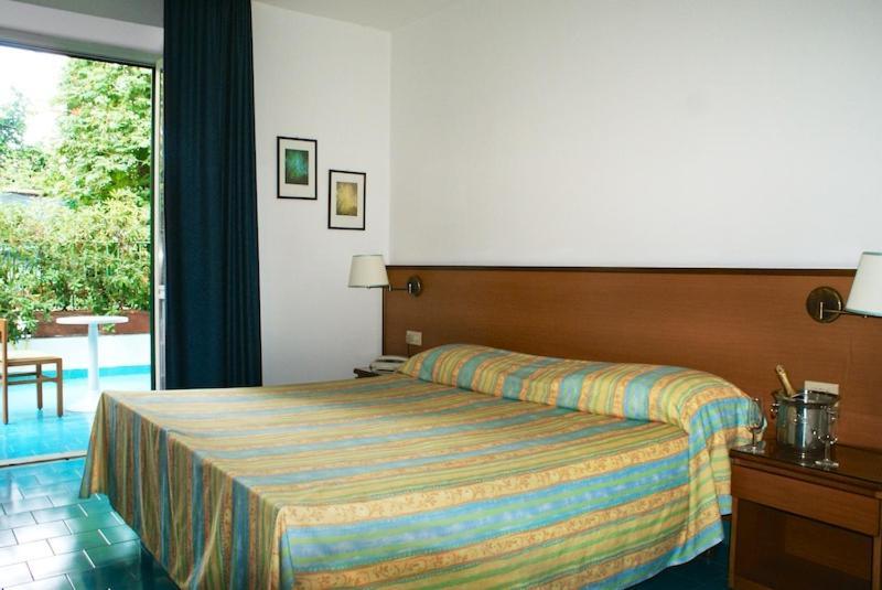 Ciccio Ischia